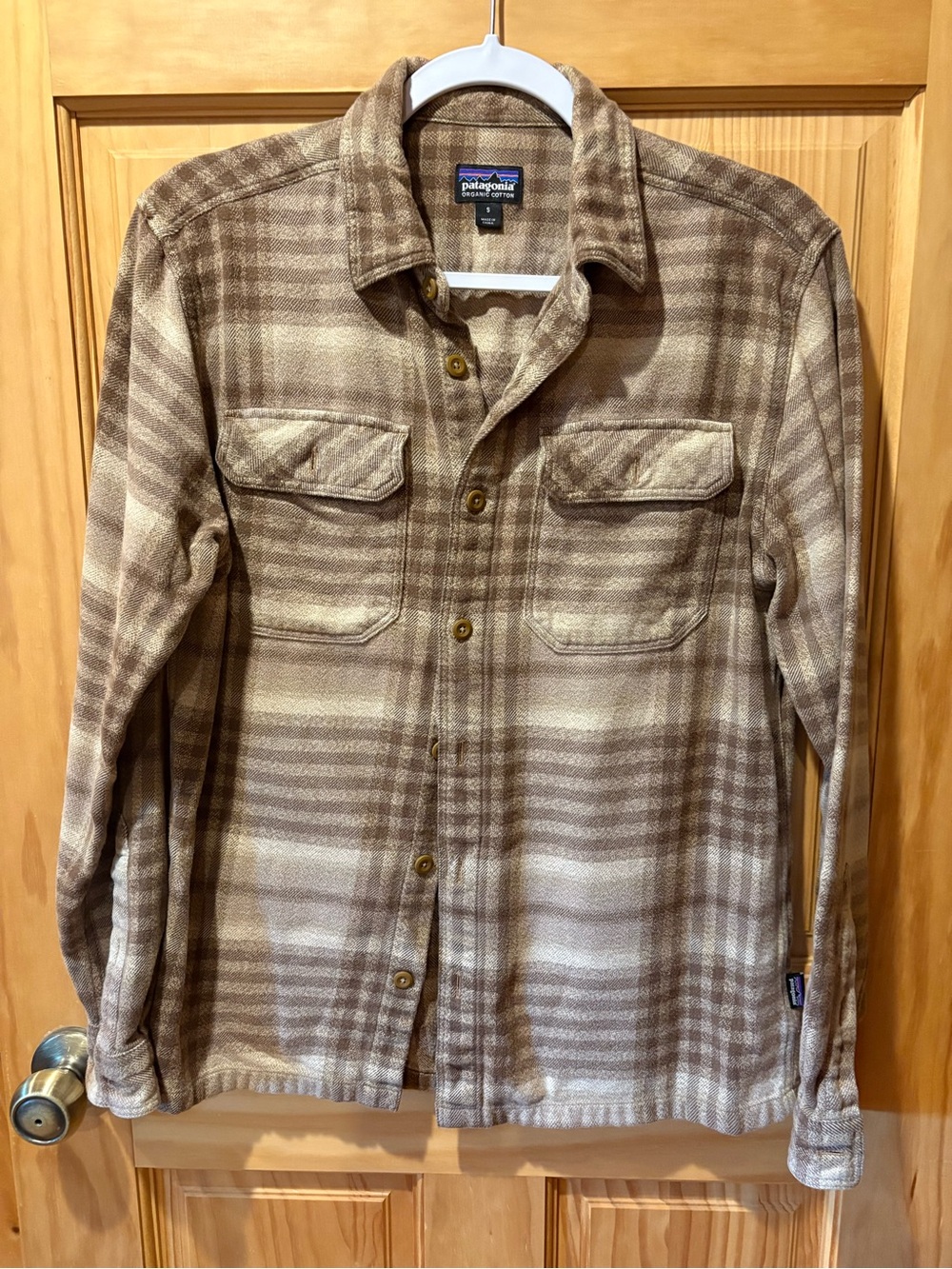 Patagonia Men's Long Sleeved Fjord Flannel Shirt earth tone size S